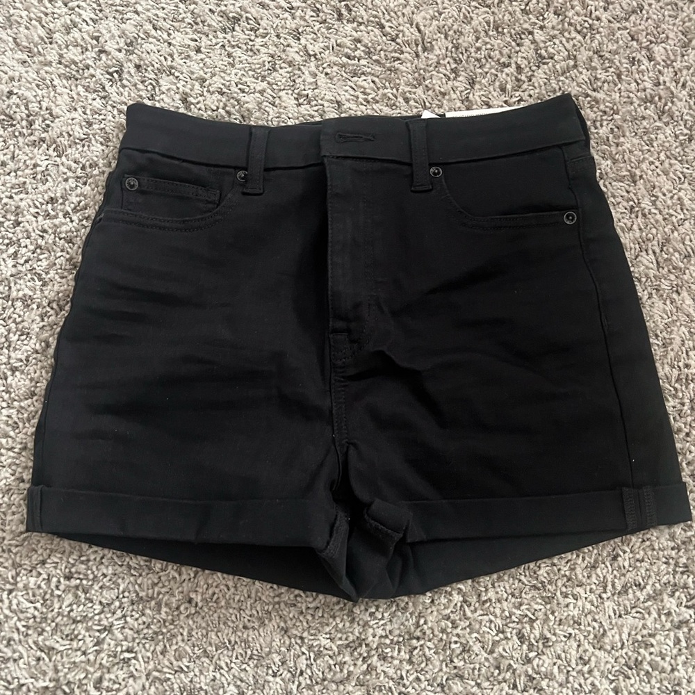 Women's Black Denim Curvy Hi-Rise Shorts